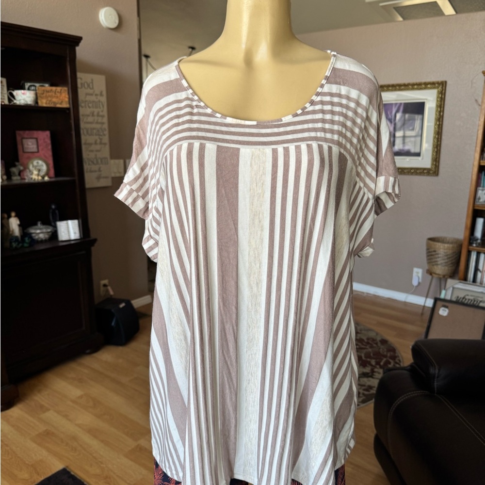 C’est Cool tan, beige & white striped short sleeve blouse-XXL - Picture 5 of 9